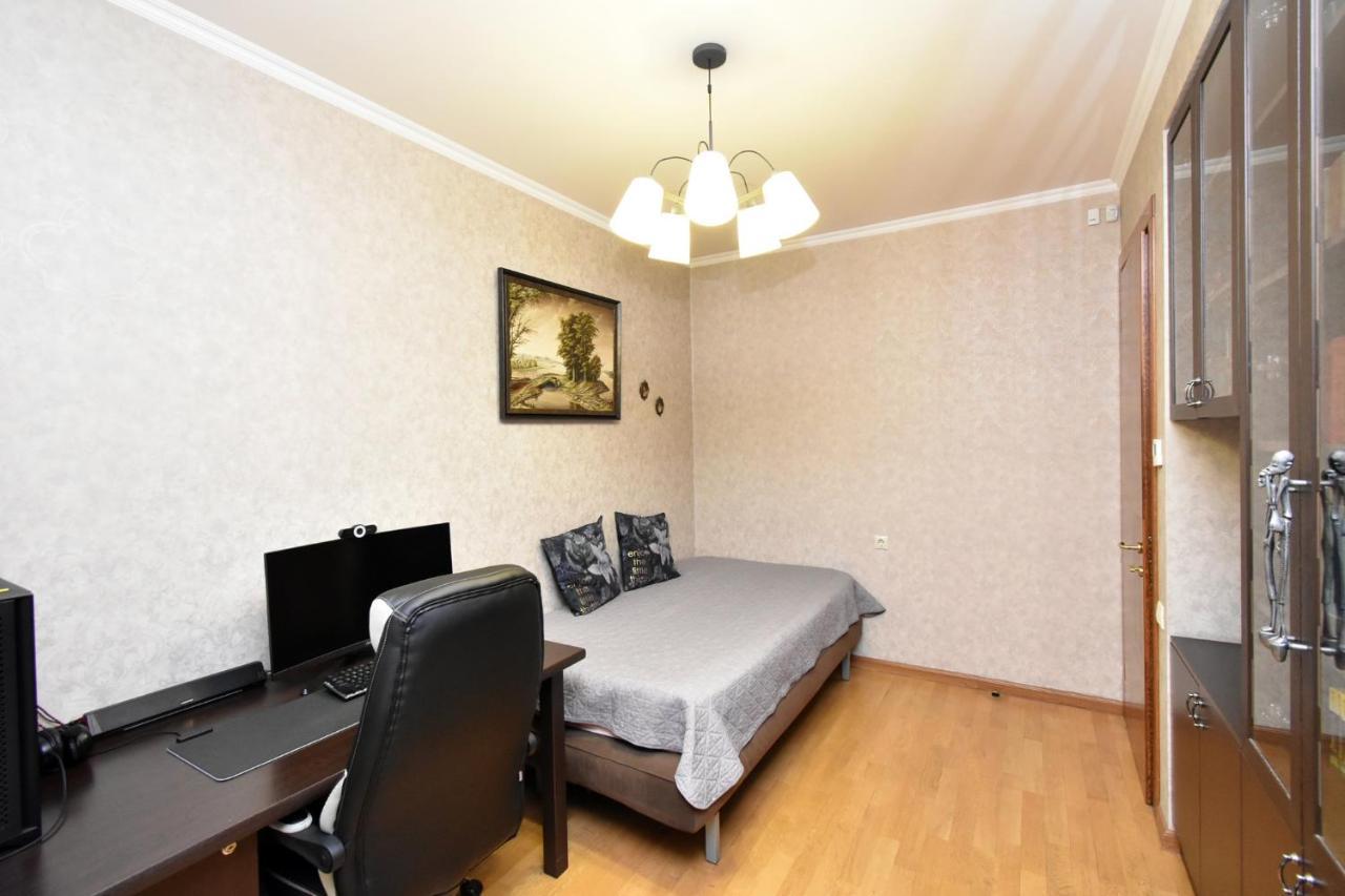 Dos Guest House Erivan Exterior foto